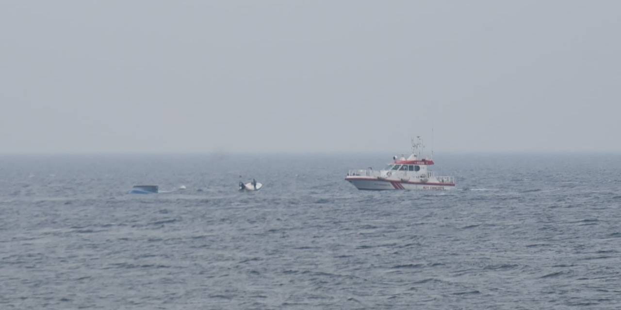 Giresun'da balıkçı teknesi alabora oldu: Ölü ve yaralılar var!