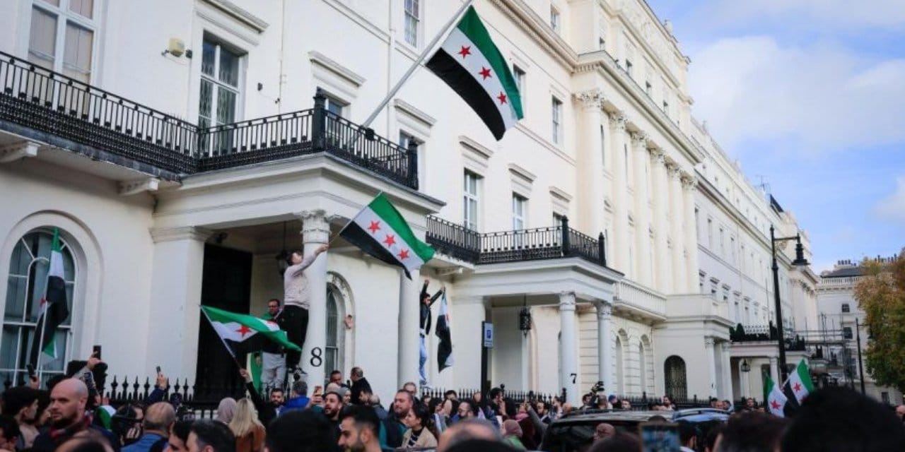 Suriye'den yıllar sonra tarihi adım: Büyükelçilik yeniden açıldı