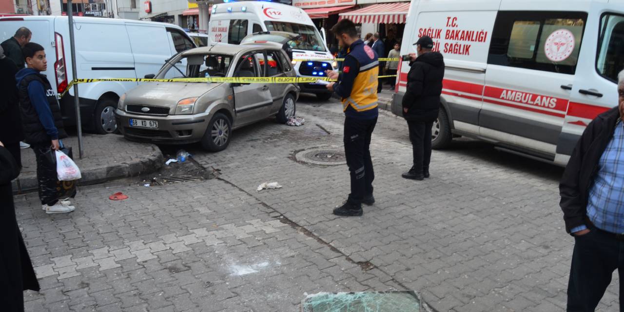 Otomobildeki piknik tüpünde gaz sıkışması: 1 yaralı