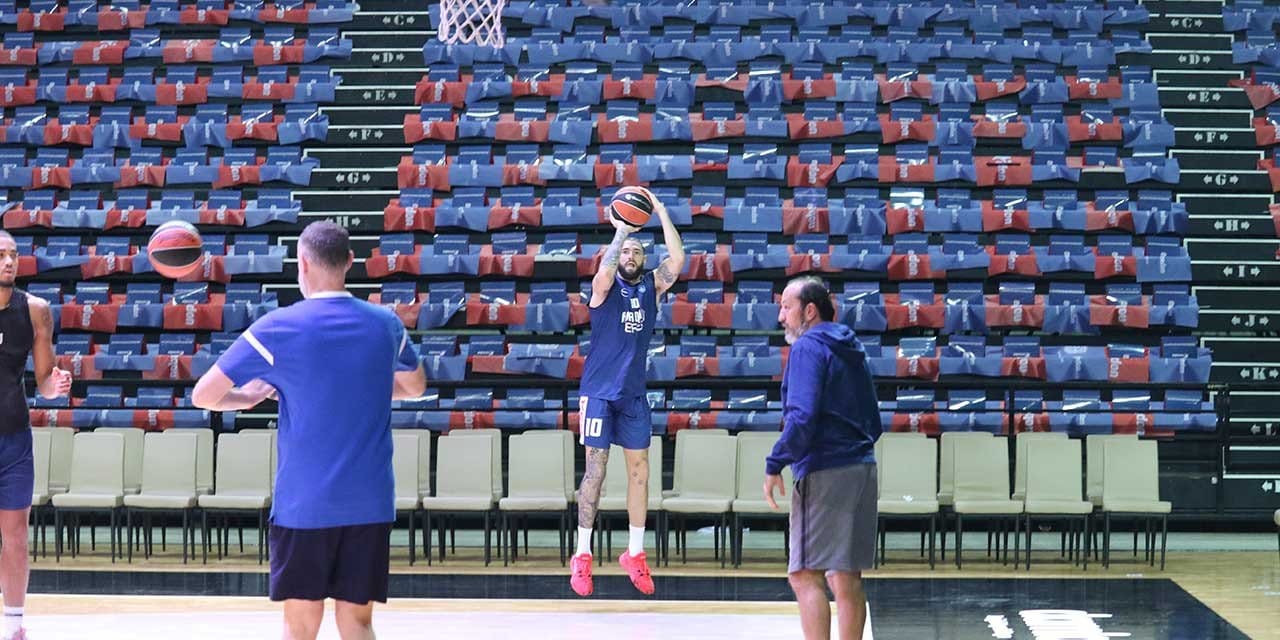 Anadolu Efes Bayern Münih'e hazır