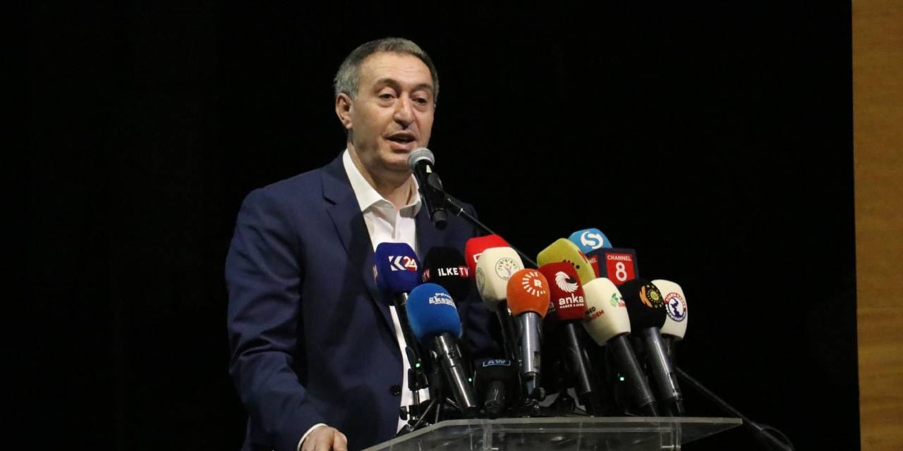 Tuncer Bakırhan: Demokrasiden bahsedeceksek kayyumlar kalkmalı