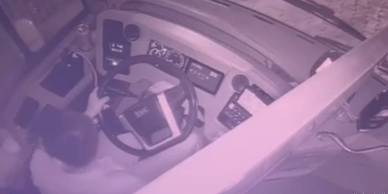 Malatya'da belediye otobüsüne silahlı saldırı: O anlar böyle görüntülendi!