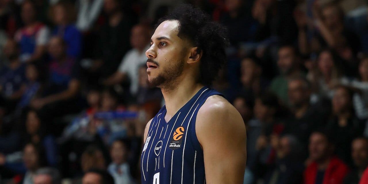 Anadolu Efes'te Shane Larkin şoku