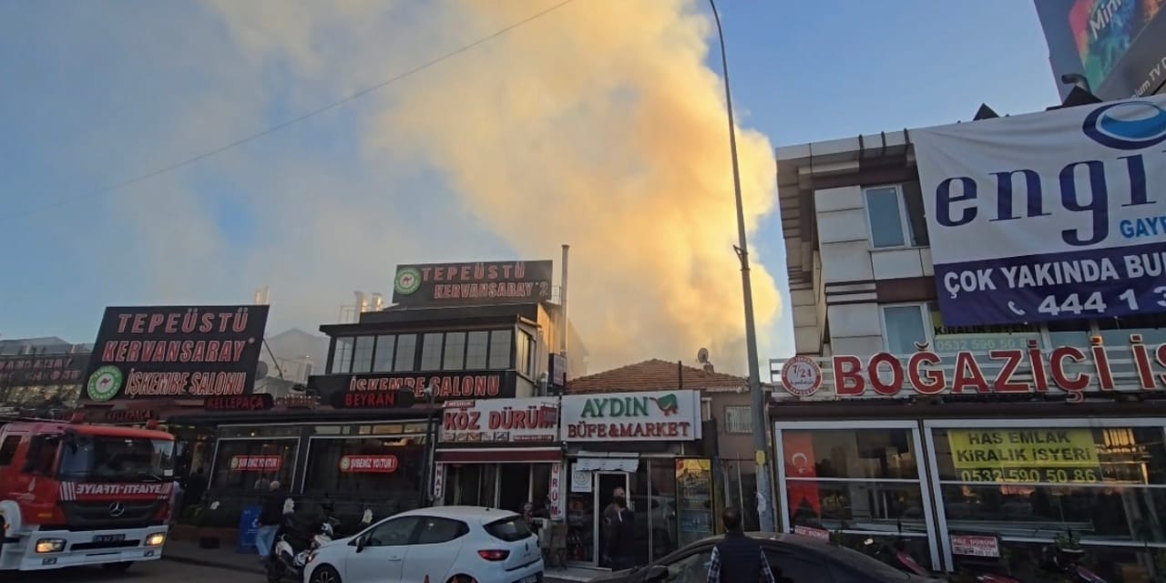 Ümraniye'de depoda yangın! 1 işçi dumandan etkilendi