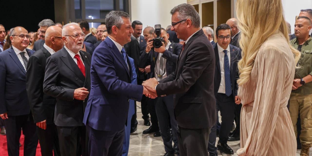 Özgür Özel, KKTC’de Cumhurbaşkanı Erhürman'ın resepsiyonuna katıldı