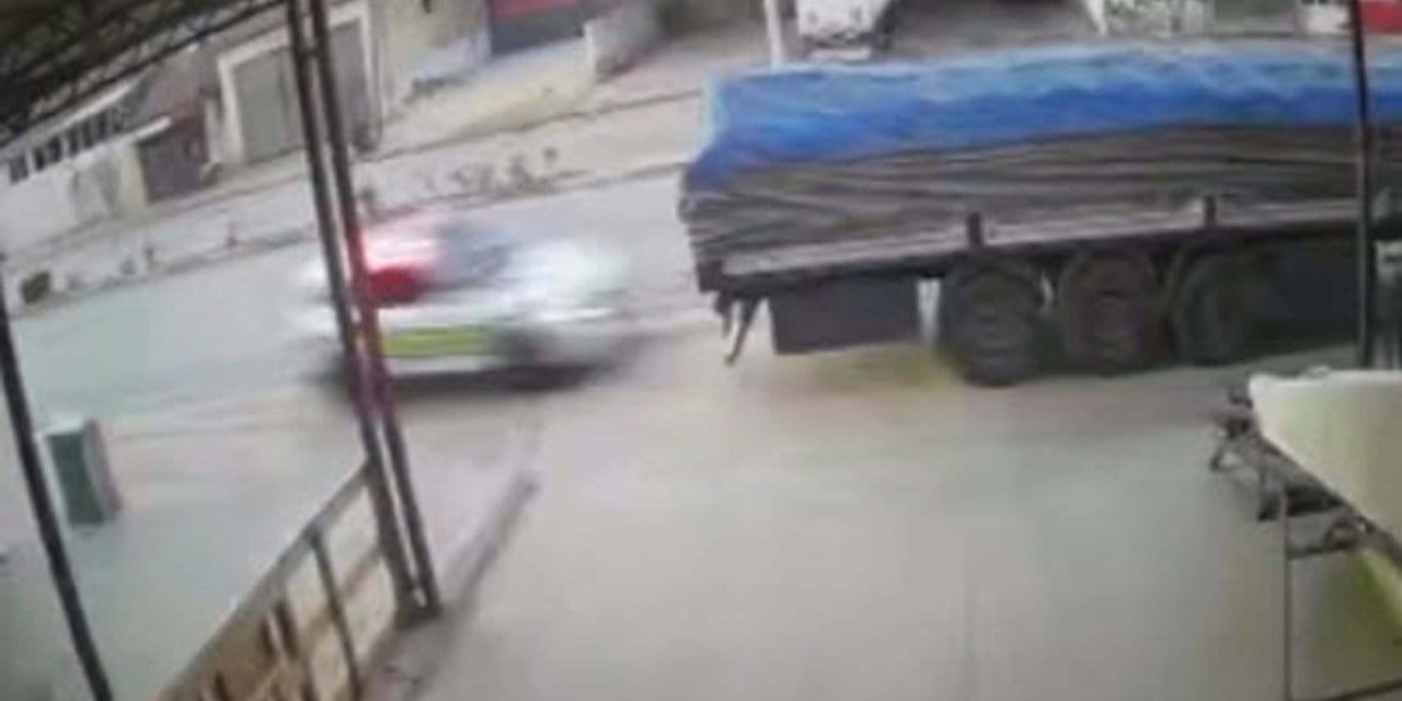 Bir polisin şehit olduğu kazanın görüntüleri ortaya çıktı