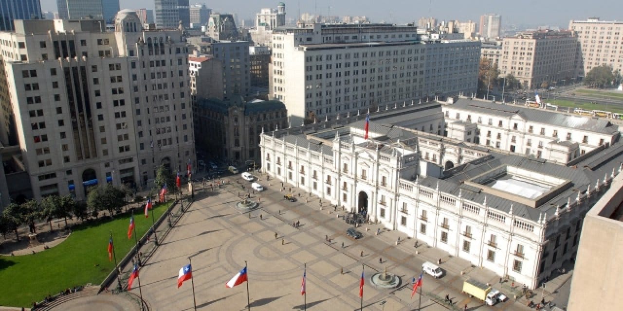 İkinci turda komünist ve aşırı sağ adaylar yarışacak