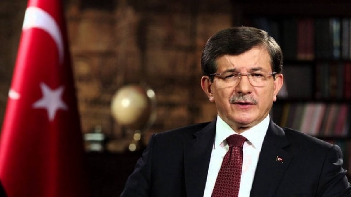 AKP'li isimden "Davutoğlu" paylaşımı