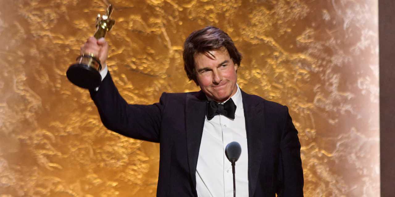 Tom Cruise ilk Oscar'ını kazandı