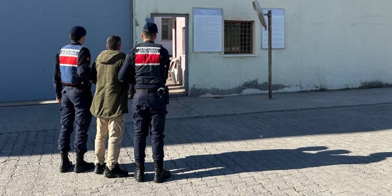 Kocaeli'de 25 yıl 9 ay hapis cezasıyla aranan firari yakalandı
