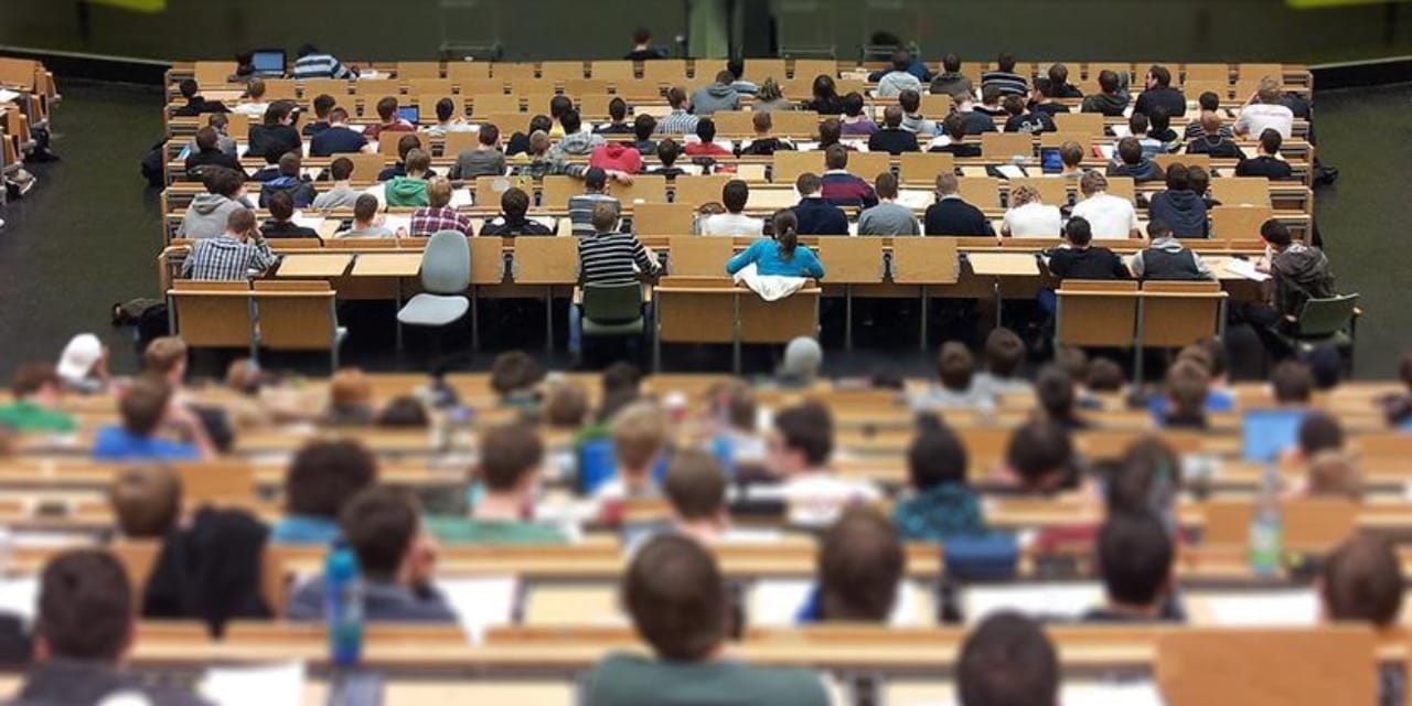 Üniversitede öğrenim süresi kısalıyor: YÖK başkanı tarih verdi