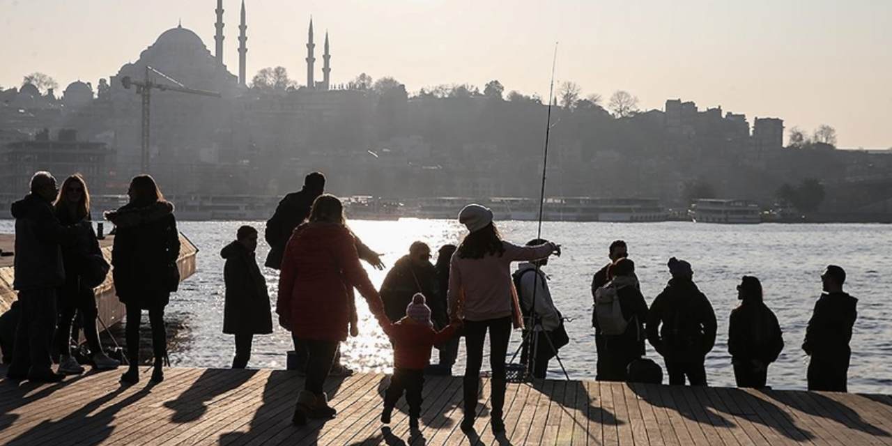 Bahar havası Türkiye'yi saracak: Meteoroloji uzmanı sıcaklıkların yükseleceği tarihi açıkladı