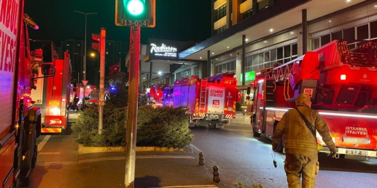 İstanbul’da 27 katlı otelde yangın: 4 yaralı