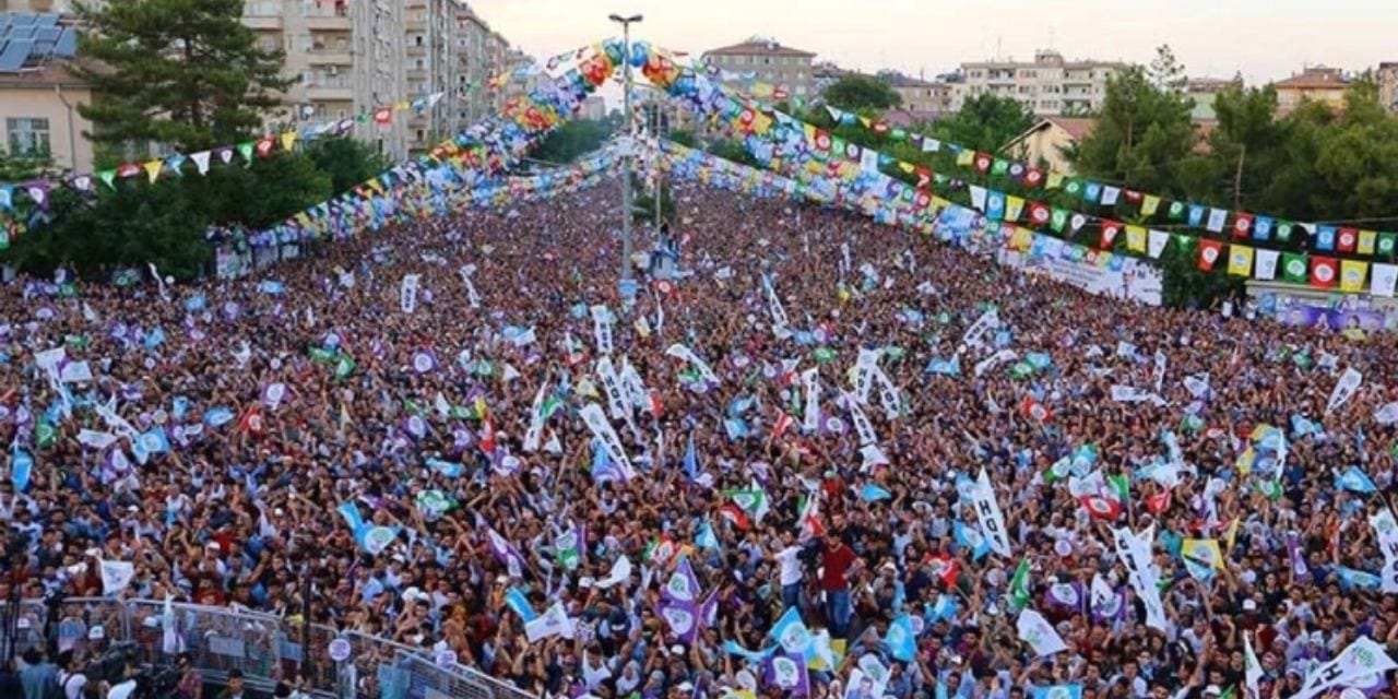 İmralı süreci Kürt seçmeni ikna etmedi: Cumhur bölgede toptan düştü