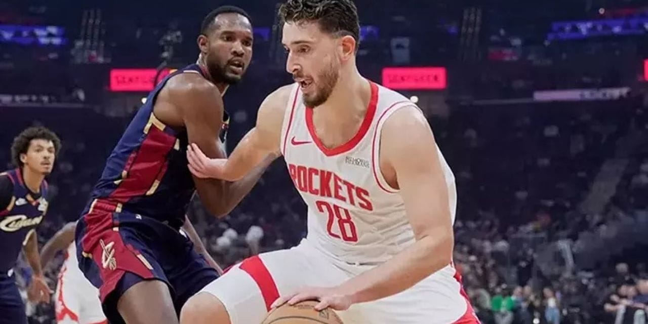 Kim tutar Alperen Şengün'ü: Hem attı hem topladı