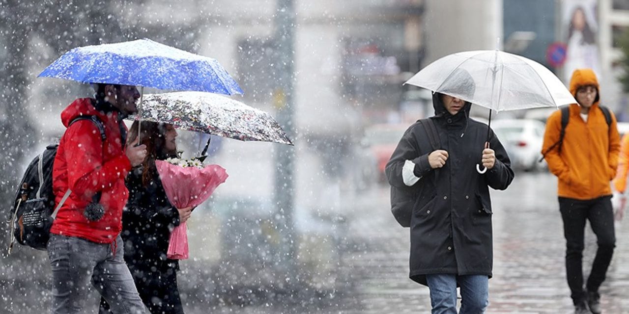 Kar yağacak yeri de açıkladı: İstanbullular bu tarihe dikkat! Soğuk ve yağış geliyor