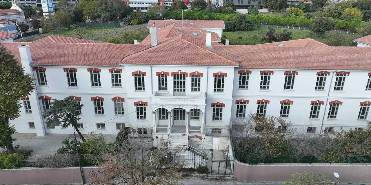 Balıklı Rum Hastanesi'nde sahte reçete skandalı: Profesör de dahil 7 kişi hakkında gözaltı kararı