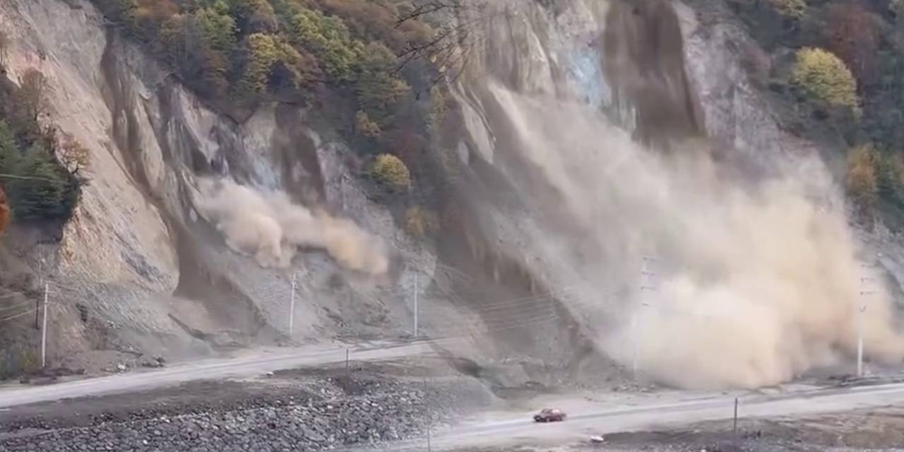 Düzce’de heyelan felaketi! Araç faciadan kıl payı kurtuldu