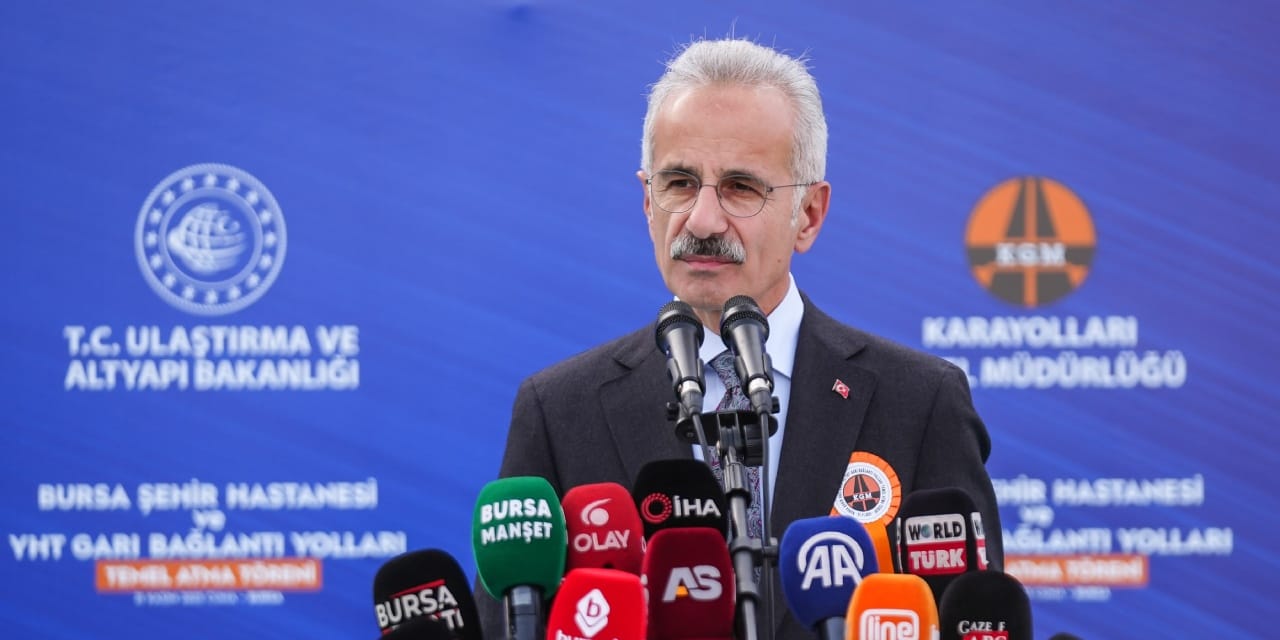 Bakan Uraloğlu Şehir Hastanesi Metrosu'nun hedef yolcu sayısını açıkladı