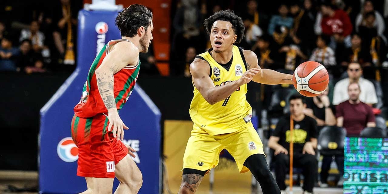 Mersin Spor Karşıyaka'yı yıktı