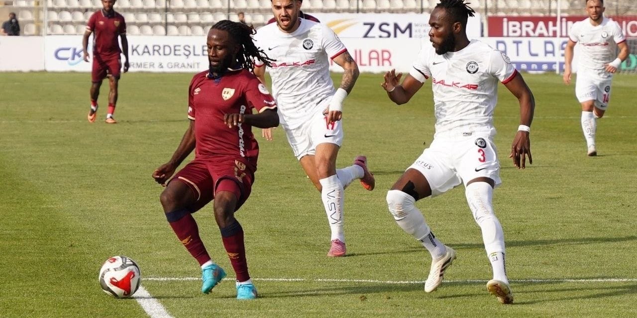 Bandırma Çorum'u yıktı