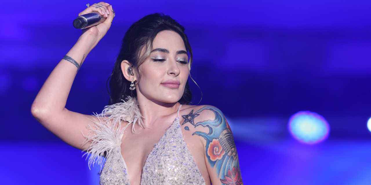 Melek Mosso'dan aşk itirafı: Kapım her şeye açık