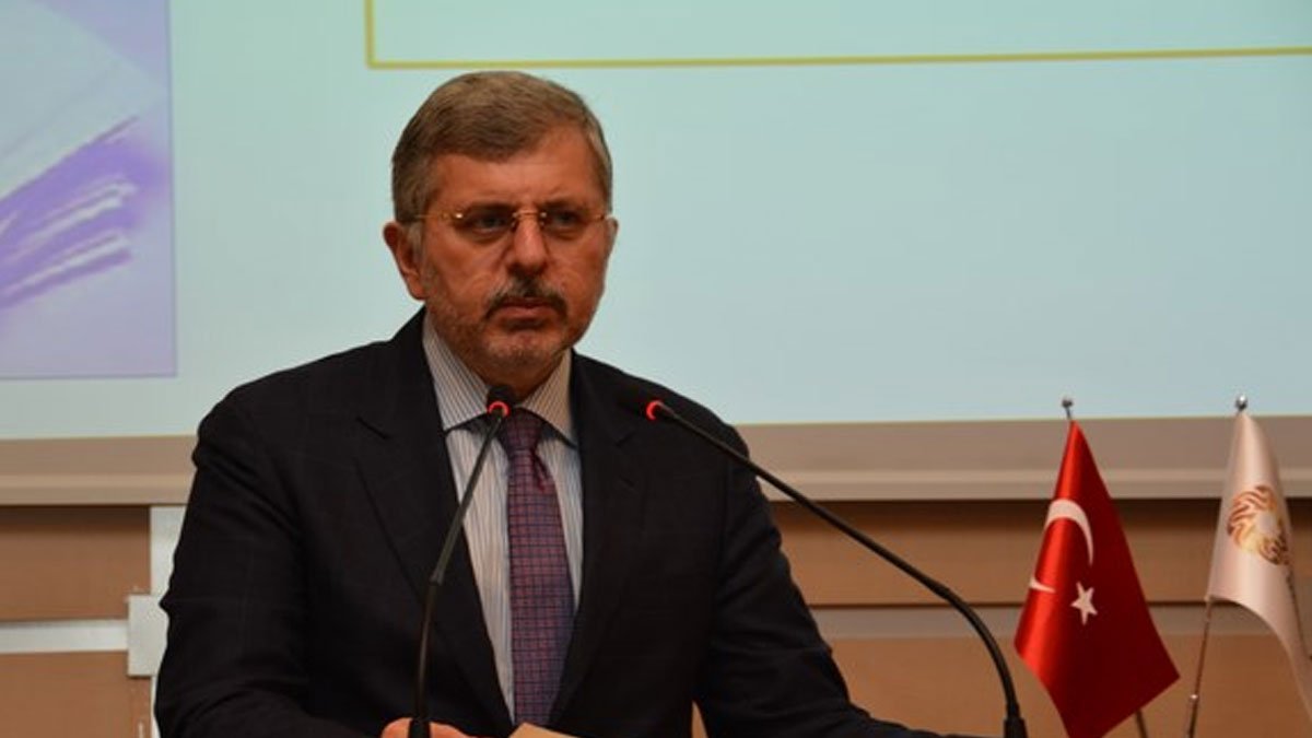 Davutoğlu'nun dünüründen istifa sonrası "şiir"li mesaj