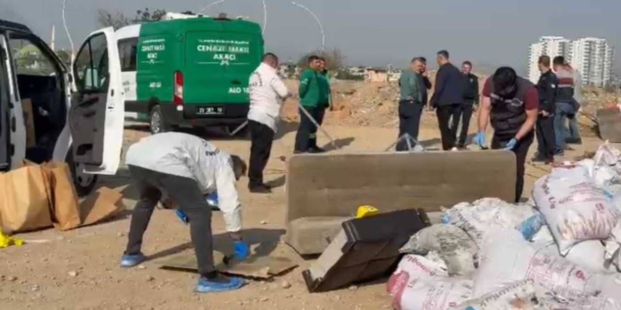 Bıçaklayıp tuzlamışlar! Çekyat içinde erkek cesedi bulundu
