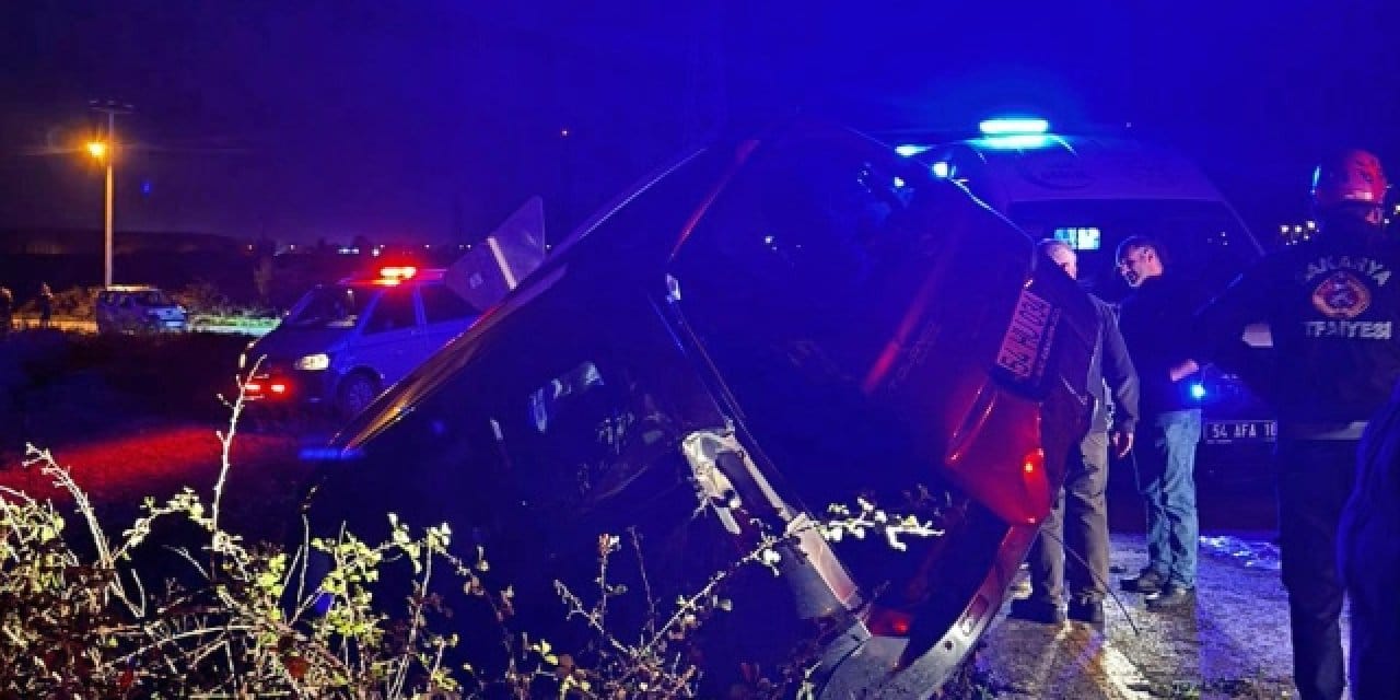 Sakarya’da ticari araçlar çarpıştı: 1 kişi kurtarılamadı