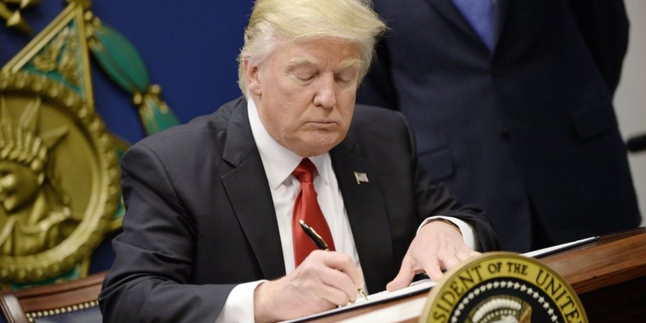 Trump mülteci dosyalarını yeniden açıyor