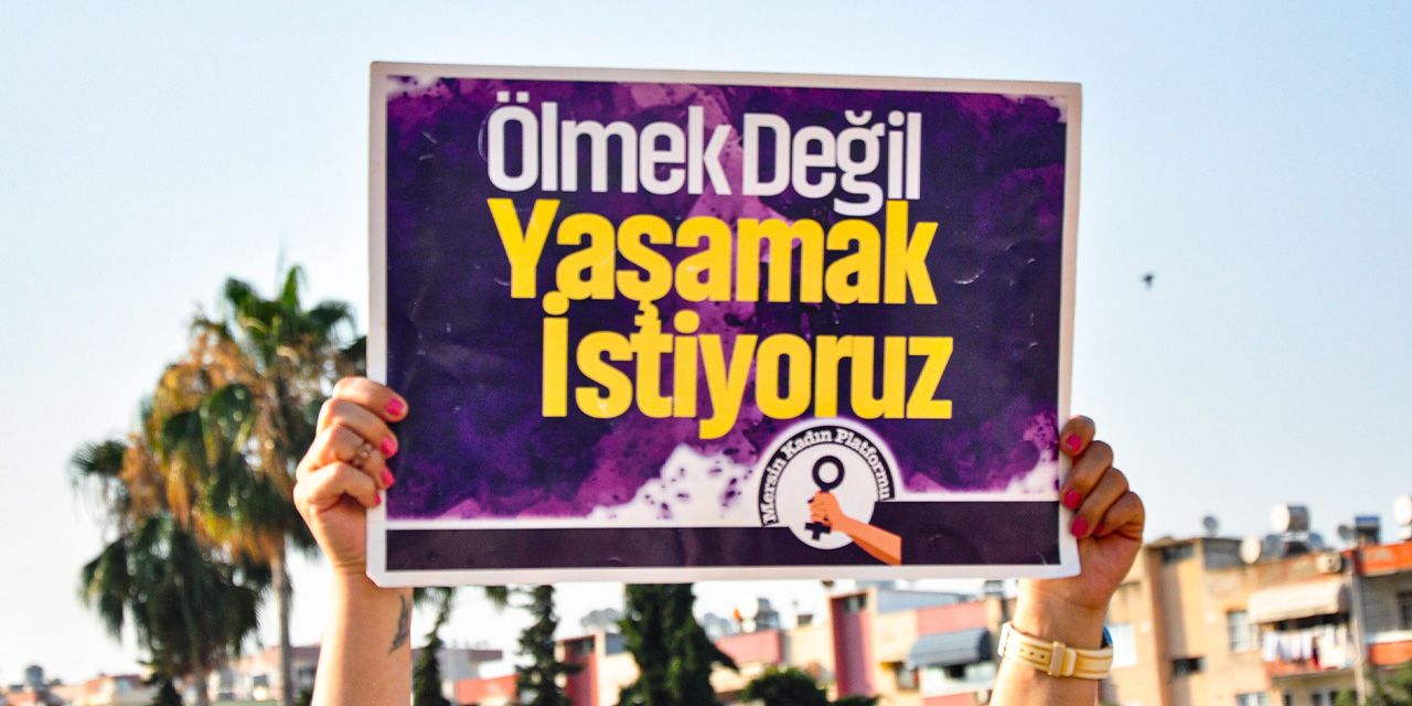 Kadına şiddete mücadele gününde Elazığ'da bir kadın daha öldürüldü!