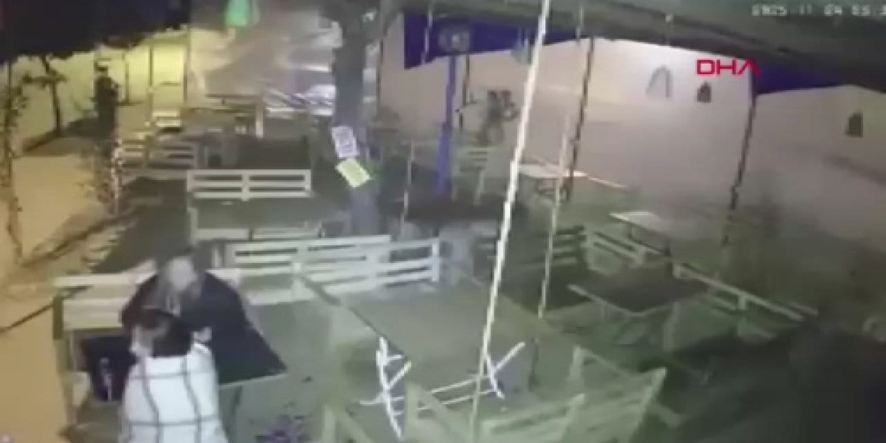 Kız kardeşinin kafasına tabanca dayadı 'şaka yaptım' dedi: Şüpheli yakalandı