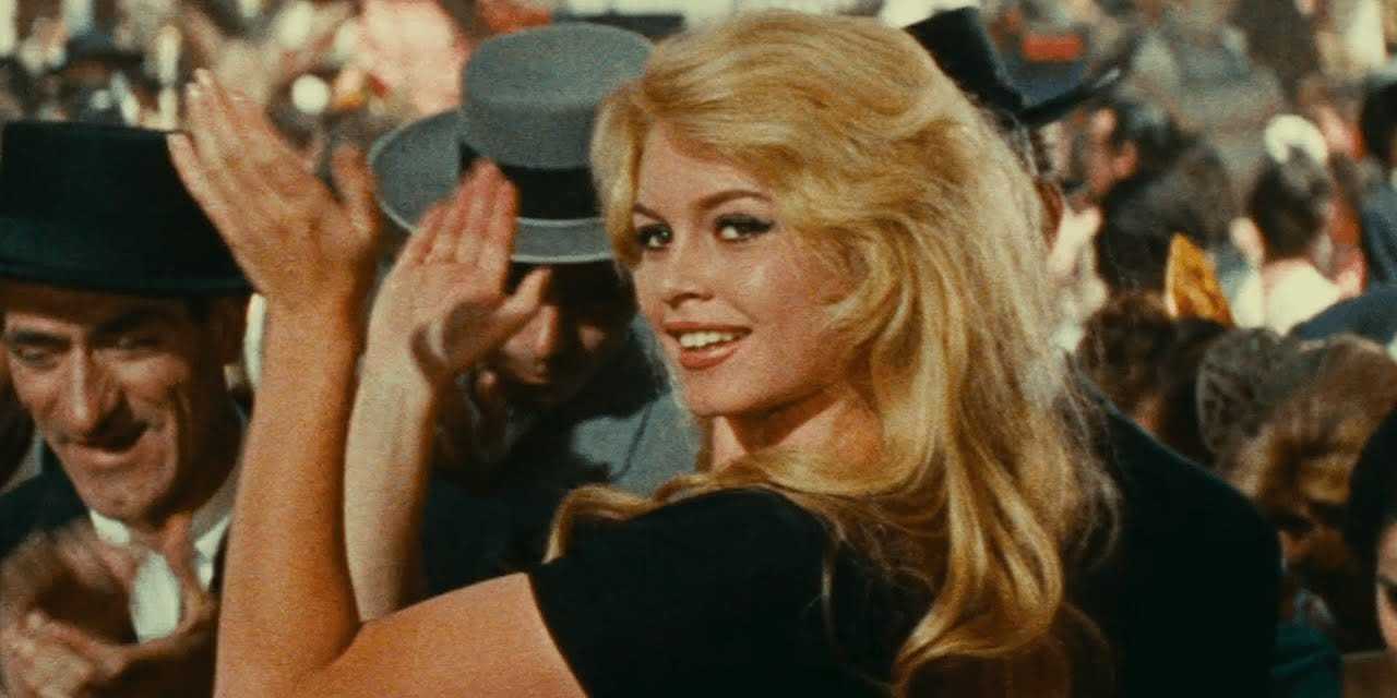 Ünlü oyuncu ikinci kez hastaneye kaldırıldı