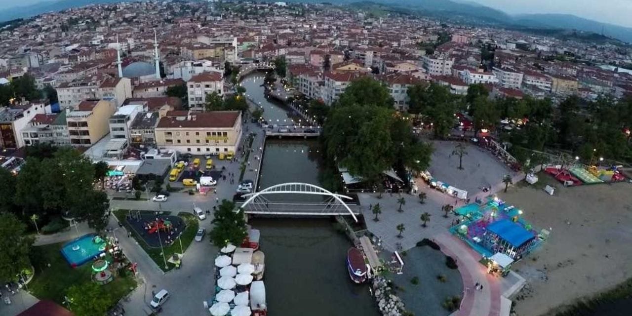 Kocaeli ve Sakarya'dan Yalova'ya su yok!