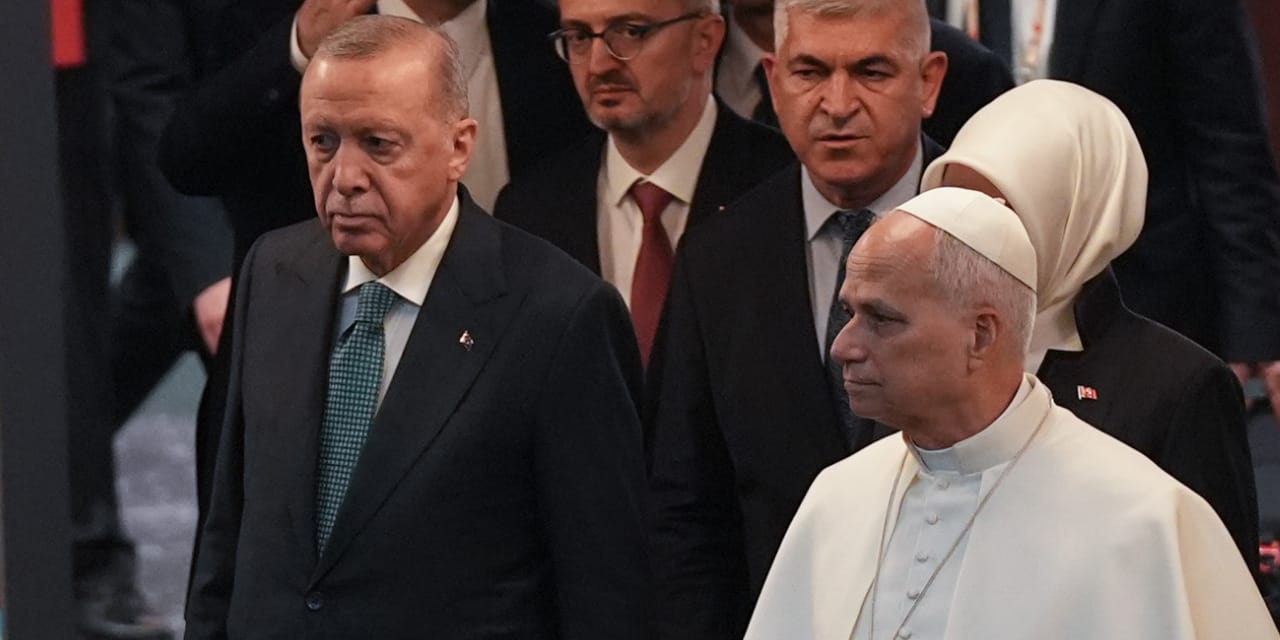 Erdoğan'dan Papa'ya: Ziyaretiniz her bakımdan çok anlamlı