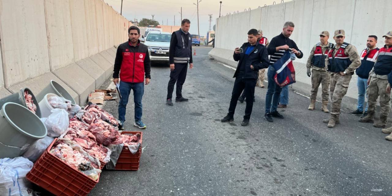 Şanlıurfa'da 1 ton bozulmuş et ele geçirildi: İnsanların hayatlarına kast edeceklerdi