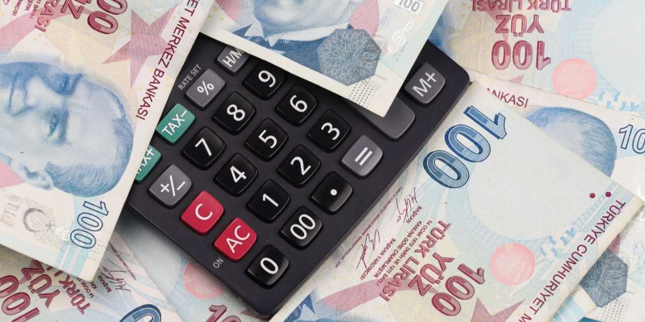 Üst düzey bürokrata zamma tepkiler büyüyor! Sendikalar ayakta... İşçi, emekli ne olacak?