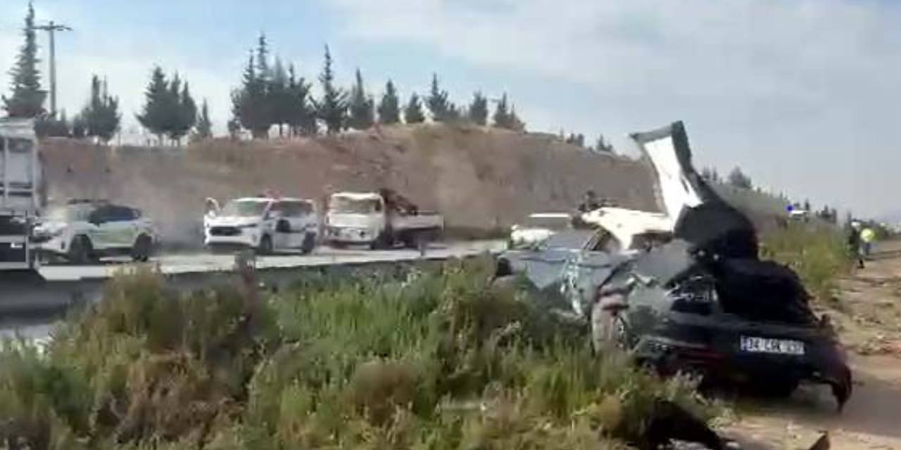 Gaziantep'te otoyolda can pazarı: 1 kişi hayatını kaybetti 2'si ağır 4 yaralı