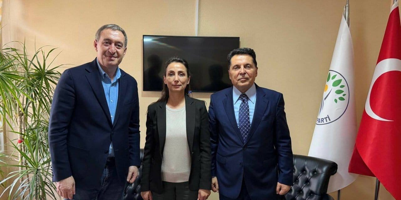 Ahmet Özer: Cumhuriyeti barış ve demokrasi ile mutlaka buluşturacağız