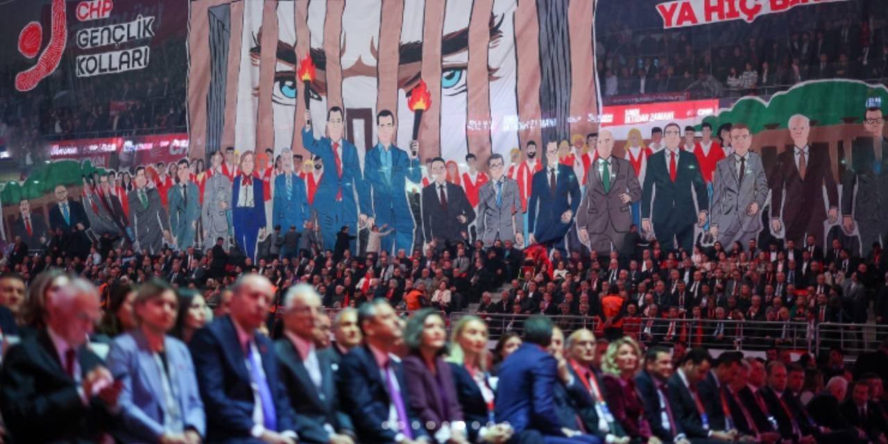 CHP'nin Kurultay'ında sevindiren sürpriz konuk