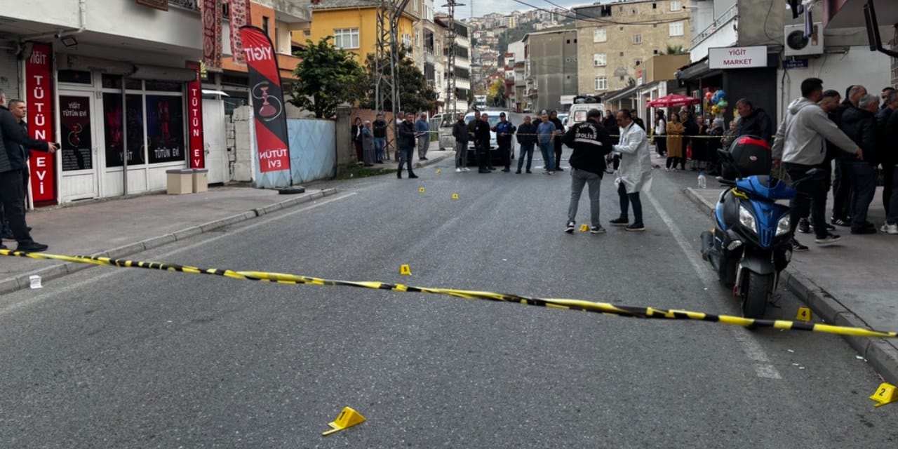 Motosikletli saldırganlar Samsun'da kurşun yağdırdı