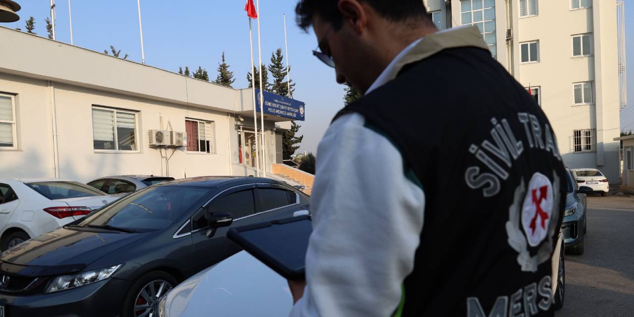 Düğün konvoyunda yol kapatanlara binlerce liralık ceza!