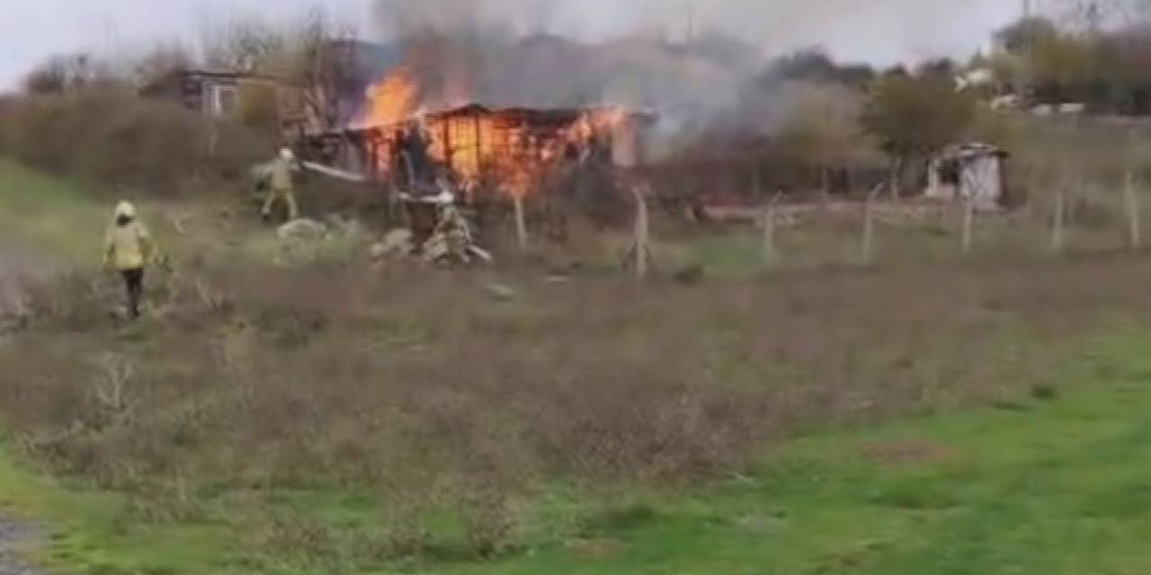 Arnavutköy'de yangın faciası: Evde yalnız yaşayan adam hayatını kaybetti