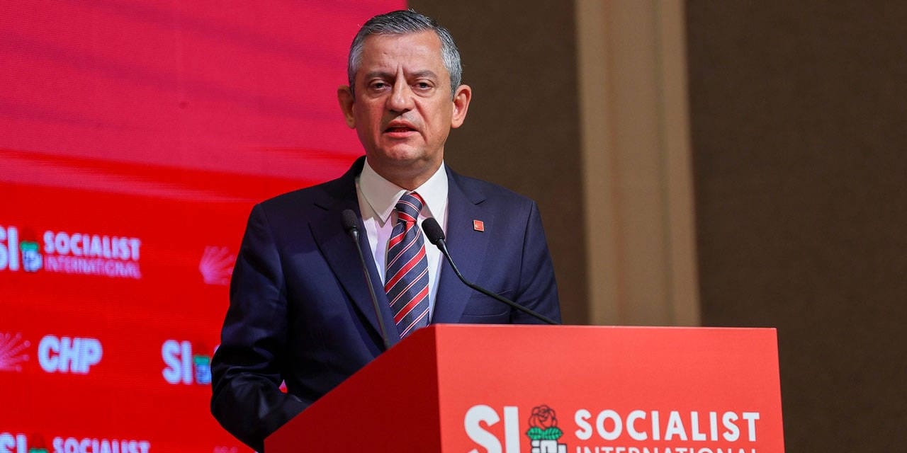 Sosyalist Enternasyonal'den Özgür Özel'e tebrik