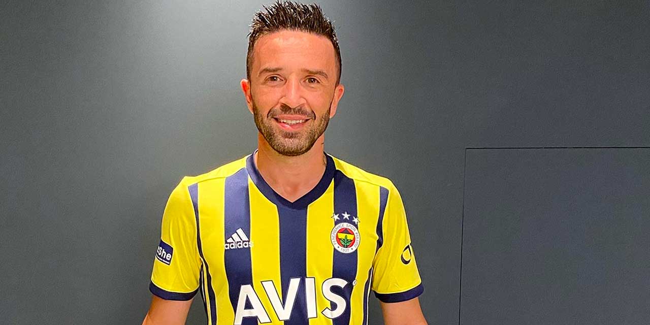 Gökhan Gönül kimdir?