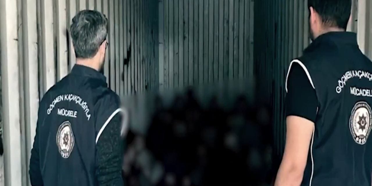 Mersin limanında operasyon: Konteynerden 44 düzensiz göçmen çıktı