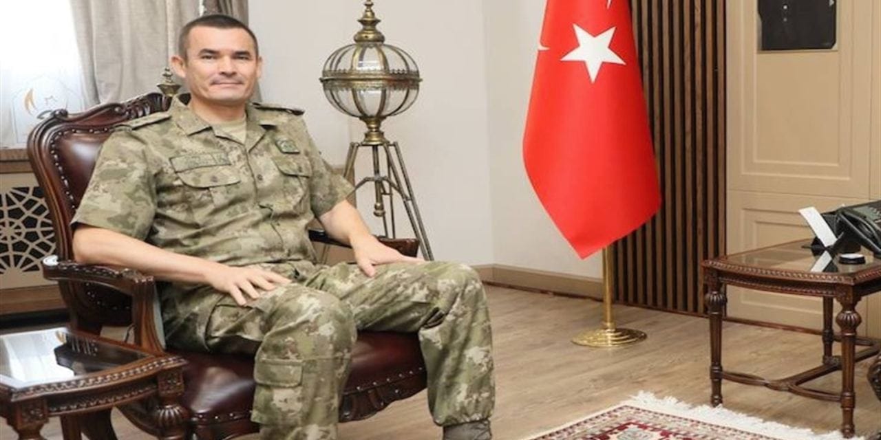 Makam aracıyla insan kaçakçılığı yapmıştı: Eski tuğgeneralin cezası onandı