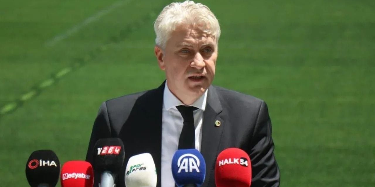 5-0 yenilen kulübün başkanı herkese teşekkür ede ede istifa etti