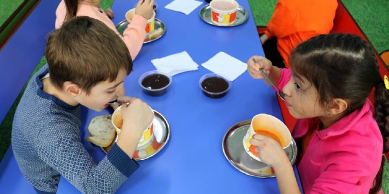 Çocuklar aç kaldı: MEB'den pes dedirten savunma geldi! Son sözü Danıştay söyleyecek