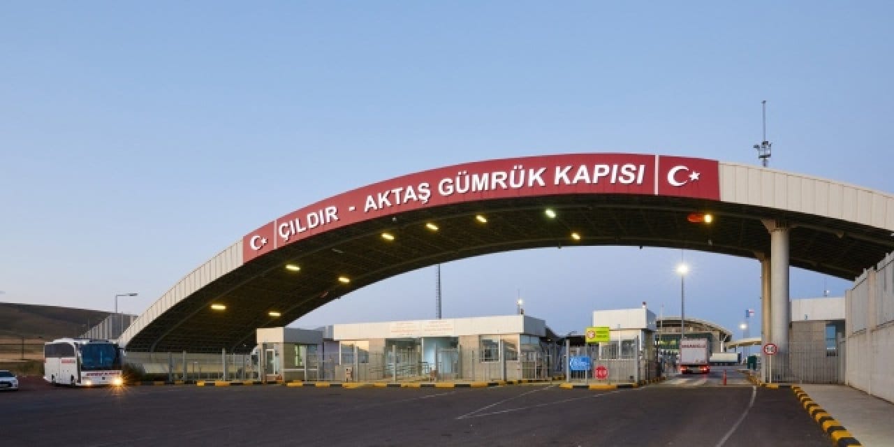 Gürcistan'a girişte yeni dönem: Kimlik yetmeyecek